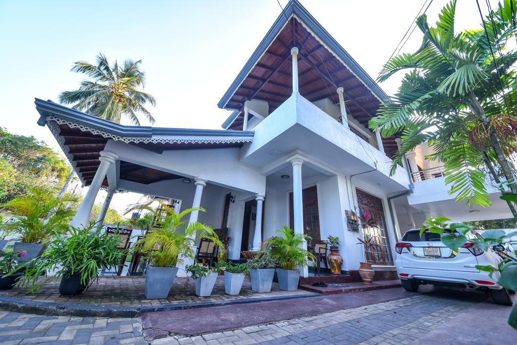 Asian Villa Negombo Exterior photo